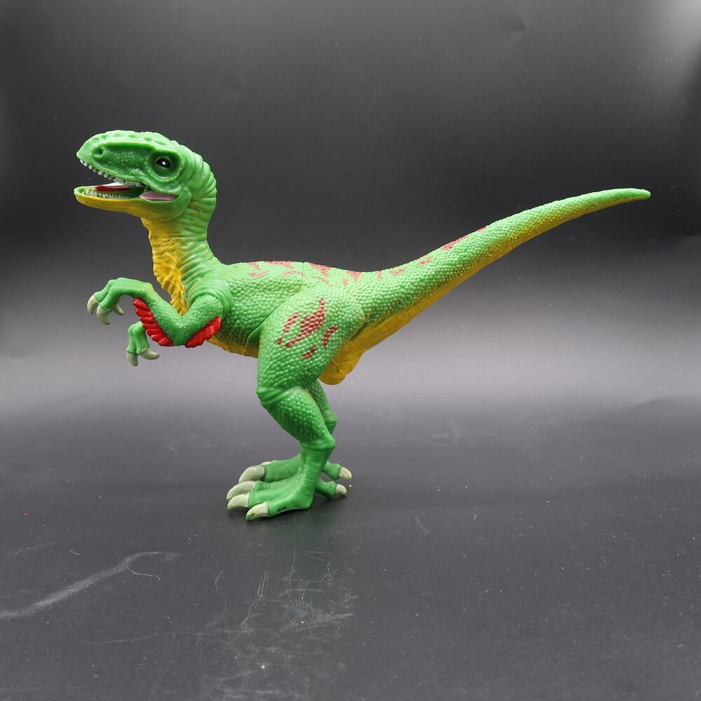 Animal Planet Dino Expedition Velociraptor Plastic Toy 9 in Green Handpainted